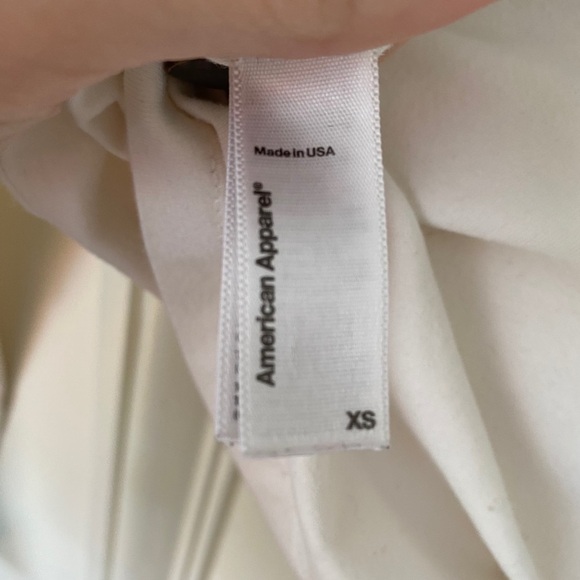 American Apparel White Long-Sleeved Crop Top - Picture 5 of 7